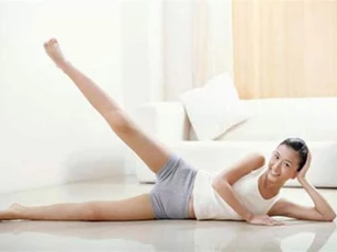 CLIP: Dành 8 phút luyện tập mỗi ngày để giảm cân hiệu quả tại nhà