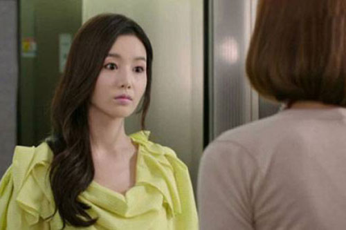 Cộng đồng mạng choáng váng vì cơn ghen ngược của kẻ thứ ba lại được nhiều người hưởng ứng