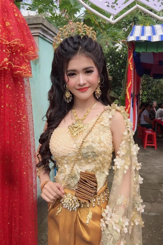 Cuộc sống hôn nhân của cô dâu xinh đẹp người Khmer từng gây 'sốt' cộng đồng mạng bây giờ ra sao? - Ảnh 2