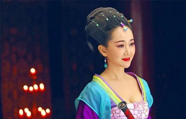Đâu chỉ có Võ Tắc Thiên, Trung Hoa còn có rất nhiều Hoàng hậu có uy quyền chẳng kém gì trượng phu của mình - Ảnh 4.