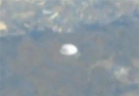 UFO xuất hiện trên bầu trời Hàn Quốc?