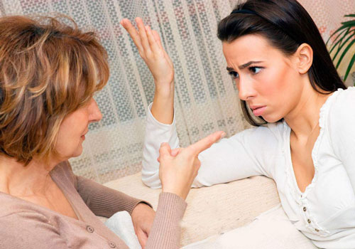 Mẹ chồng quá khó tính và tiết kiệm