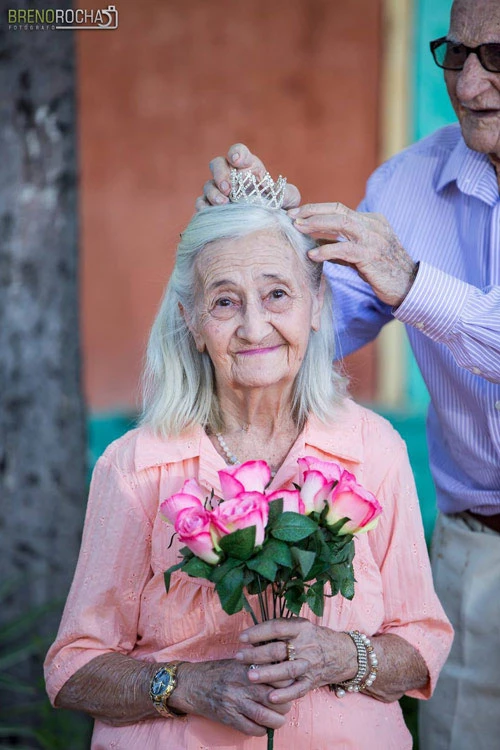 Cụ ông Zeca - lúc 100 tuổi và cụ bà Ivanira Milfont, lúc 89 tuổi.