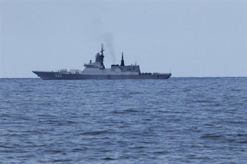 Tàu chiến Nga tạo 'gọng kìm' ép tàu sân bay của Pháp