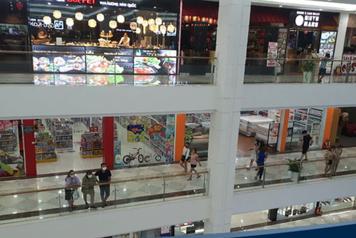 Kế hoạch khai trương gần 280.000m2 sàn trung tâm thương mại có thể 'vỡ trận'