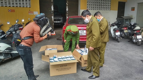 Bắc Giang tạm giữ 7.000 chiếc khẩu trang y tế kháng khuẩn