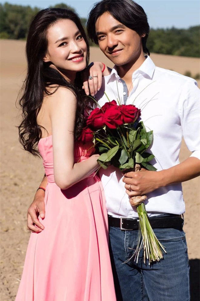 Khoảnh khắc bất hủ của Thư Kỳ gây sốt: Gợi cảm đến mức nam nhân bên cạnh phải liếc nhìn - Ảnh 3. Khoảnh khắc bất hủ của Thư Kỳ gây sốt: Gợi cảm đến mức nam nhân bên cạnh phải liếc nhìn - Ảnh 3.