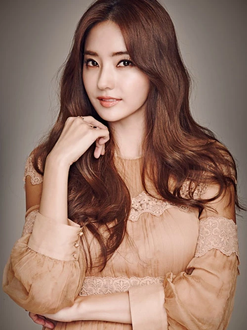 Han Chae Young