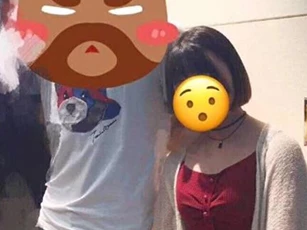 Cô gái khoe ảnh đứng cùng "người yêu" dáng cực chuẩn, nhưng sự thật phía sau mới khiến dân tình "ngã ngửa"