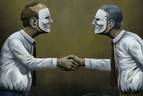 Đối phó tiểu nhân công sở: Học cách "sống chung với lũ" mà không chết ngạt