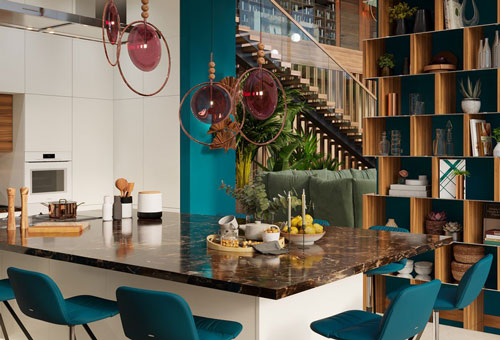 Căn biệt thự cao cấp sử dụng tầng lửng làm phòng đọc