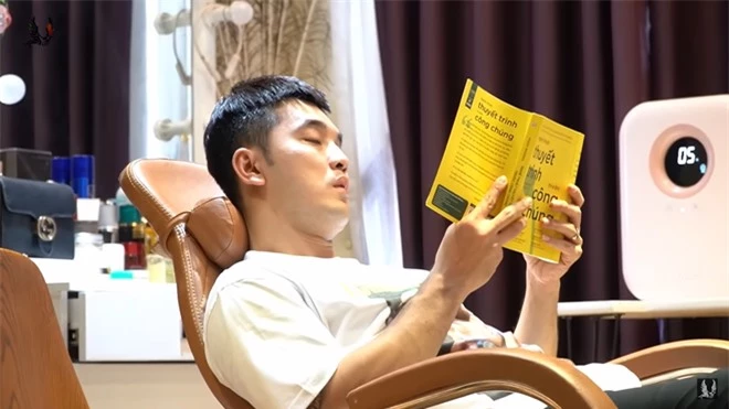 Ưng Hoàng Phúc tự cách ly tại nhà vì dịch bệnh - Ảnh 4. Ưng Hoàng Phúc tự cách ly tại nhà vì dịch bệnh - Ảnh 4.