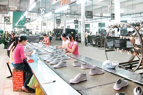 Chính phủ cần chỉ đạo miễn giảm thuế TNDN cho các DNNVV 