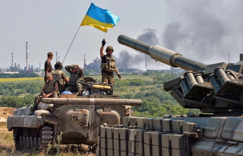Bộ binh cơ giới Ukraine tại chiến trường miền Đông. Ảnh: Topwar.ru.