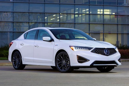 1. Acura ILX 2020 (giá khởi điểm: 26.895 USD).