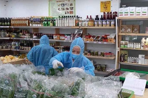 Mở thêm nhiều điểm bán hàng dã chiến phục vụ nhu cầu người dân