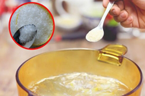 Nêm mì chính khi đang nấu: Sai lầm tai hại có thể biến thứ gia vị phổ biến thành thuốc độc