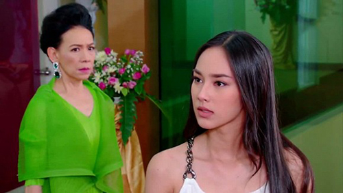 Về ra mắt mẹ chồng tương lai hỏi thẳng: "Lừa được cục vàng nhà này, chắc cô tốn công lắm nhỉ", tôi cười tiết lộ bí mật khiến bà "đứng không vững"