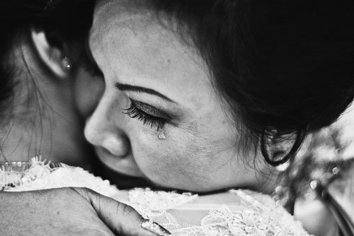 Nếu được chọn lựa, phụ nữ chỉ nên sống và hy sinh vì người sinh ra mình và người mình sinh ra