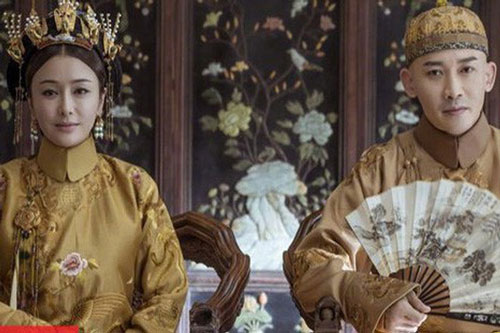 Chế độ ăn 'siêu xa xỉ' của Hoàng đế Thanh triều: Mỗi bữa 120 món, dùng bát bạc thìa ngọc tiêu tốn 'cả núi tiền'