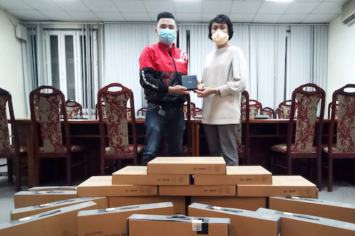 Asus hỗ trợ tuyến đầu chống dịch COVID-19 tại Việt Nam