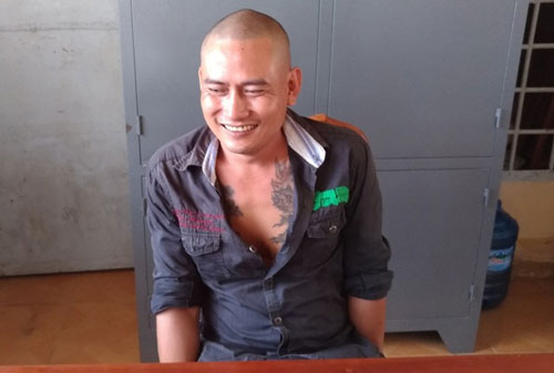 Trà Vinh: Say rượu, “phê” ma túy, đập vỡ kính ô tô của người đi đường