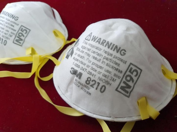 Bang California (Mỹ) có nhu cầu lớn về khẩu trang, găng tay và máy thở 