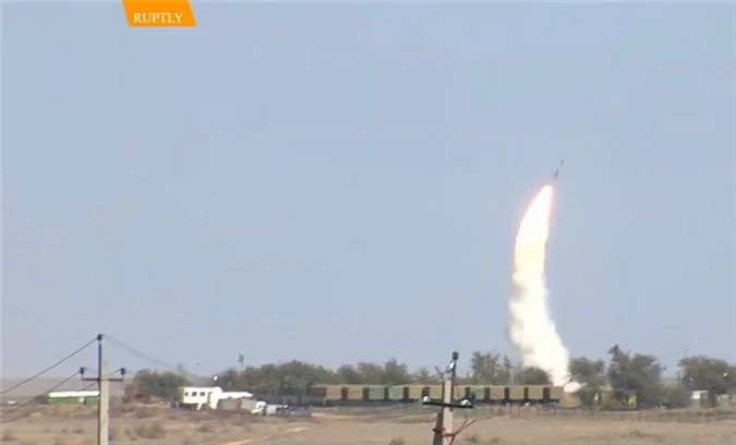 Nga chung minh to hop phong khong S-400 chan duoc vu khi sieu thanh-Hinh-3