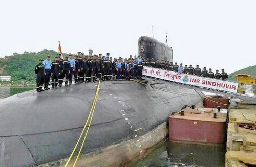  Tàu ngầm INS Sindhuvir (S58) của Hải quân Ấn Độ. Ảnh: Jane's Navy International.