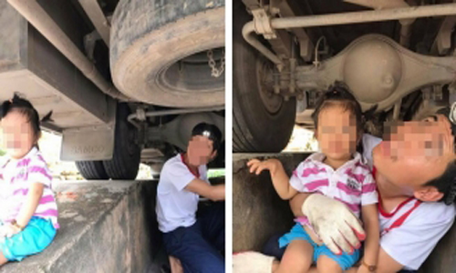 Mẹ khoe ảnh 2 bố con ngồi gầm ô tô: Người khen gia đình hạnh phúc, người lại chê nguy hiểm 
