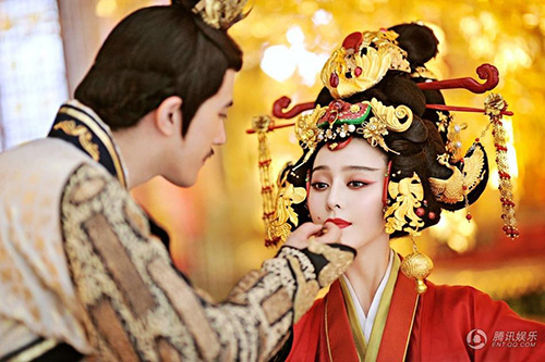 Đế vương si tình: Chuyện tình kỳ lạ của hoàng đế Trung Quốc