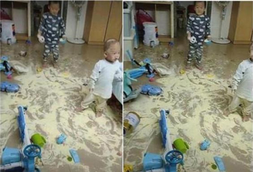 Nhờ chồng trông con, khi về đến nhà cô vợ suýt ngất vì cảnh tượng trên sàn