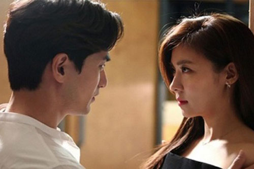 Tôi ngoại tình để trả thù chồng