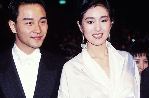 Củng Lợi và các bức ảnh cùng những huyền thoại trong làng giải trí Hong Kong ngày ấy