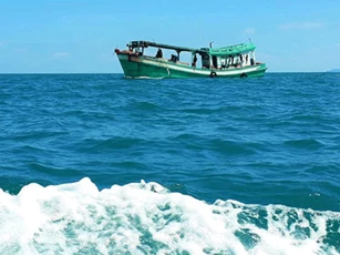 Độc đáo nghề bẫy mực ốc trên vùng biển Tây Nam