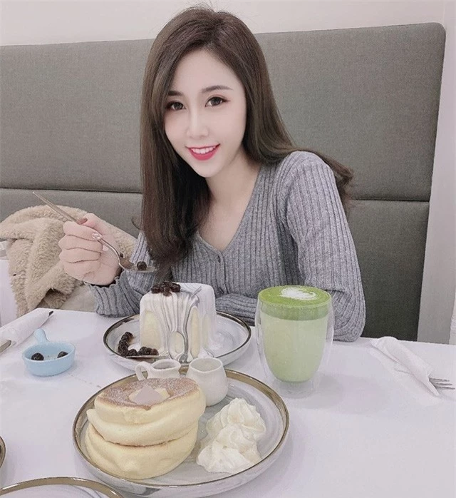 Cộng đồng mạng bất ngờ tìm ra cô nàng tiếp viên cực phẩm: Xinh như hot girl lại quyến rũ như người mẫu - Ảnh 11.