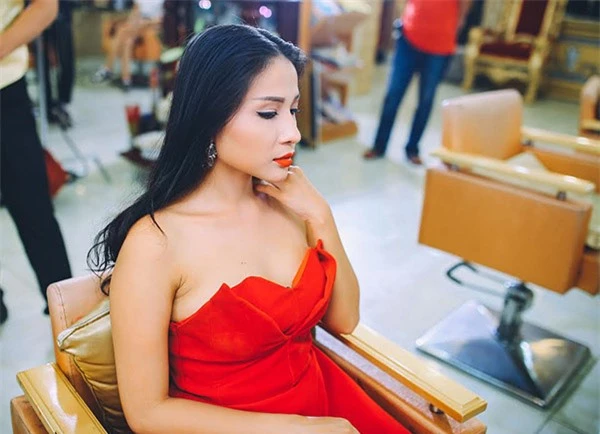 Khả Như: Mọi người trong showbiz đi làm chỉ vì tiền thôi - Ảnh 4.