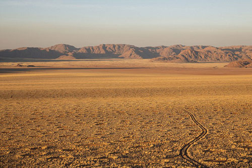 Top 10 bí ẩn lớn nhất trên sa mạc vẫn chưa được các nhà khoa học giải mã