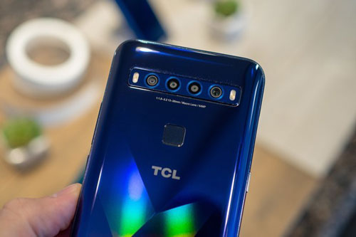 Smartphone 5G, 4 camera sau, pin 4.500 mAh, giá hơn 11 triệu đồng