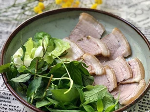 Quên món thịt luộc truyền thống đi, đây mới là cách chế biến thịt ba chỉ ngon, lạ lại giữ trọn dinh dưỡng