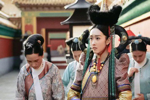 Nhan sắc kém nổi bật nhưng tại sao các phi tần Mông Cổ lại áp đảo trong hậu cung Thanh triều?