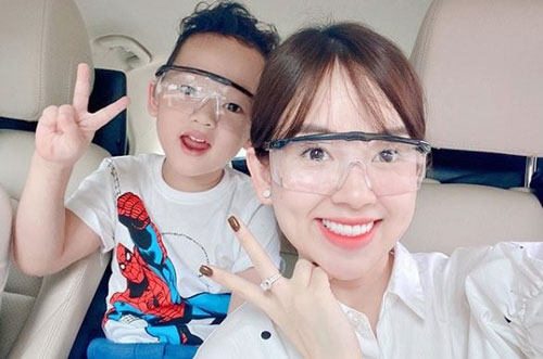 Ly Kute lần đầu công khai tên thật của con trai và biệt danh mà cô giáo đặt cho cậu bé ở trường