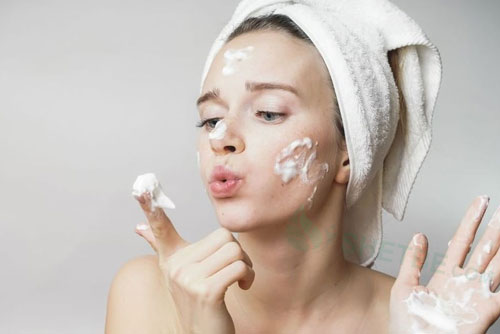 5 thói quen mỗi sáng giúp bạn ngày càng xinh đẹp, trẻ hơn tuổi mà không cần phấn son