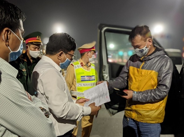 Gỡ khó cho doanh nghiệp ra vào Hải Phòng nhập hàng hóa