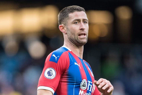 Trung vệ: Gary Cahill (Crystal Palace).