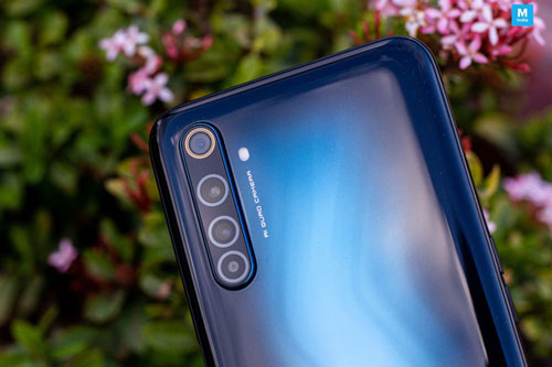 Cận cảnh Realme 6 Pro giá 7,99 triệu đồng tại Việt Nam