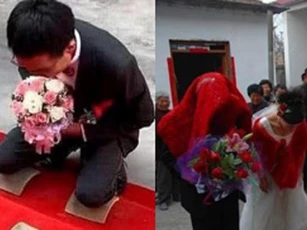 Chú rể "tái mặt" với thử thách gây sốc của bố mẹ vợ khi đến rước dâu