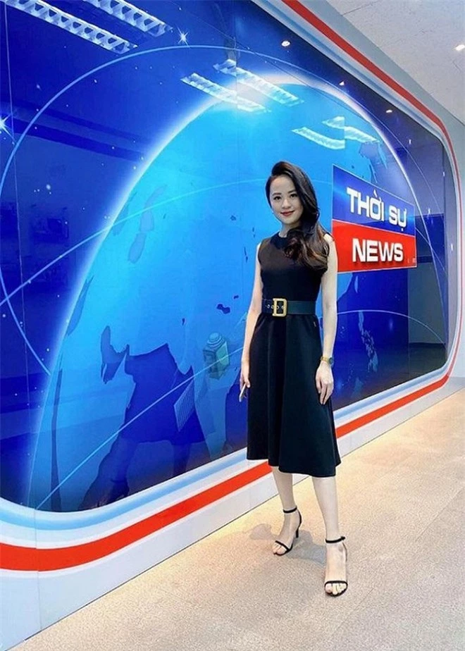 Dung nhan ngày thường không được lên sóng của 'BTV thời tiết sexy nhất VTV' 11