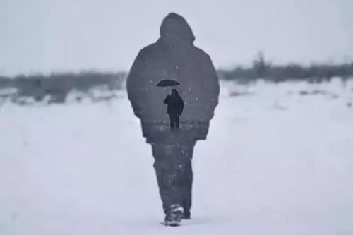 Người đến tuổi trung niên, không ngủ quá ba kiểu, không đi ba nơi!