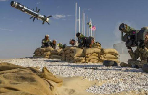 Tên lửa chống tăng của Mỹ vây kín xe tăng Nga